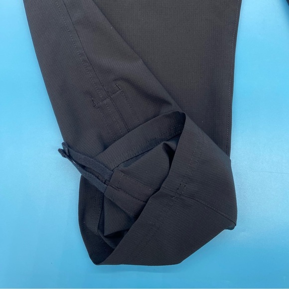 Eddie Bauer Stretch Ripstop Crop Pants with Side Zipper Cargo Pocket Pants 16 - Picture 4 of 6